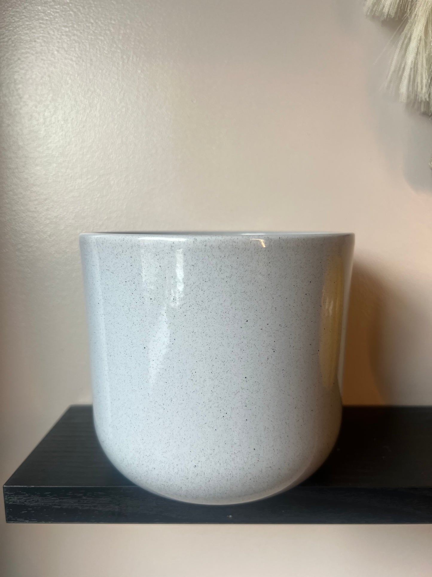 Light grey ceramic 14cm pot