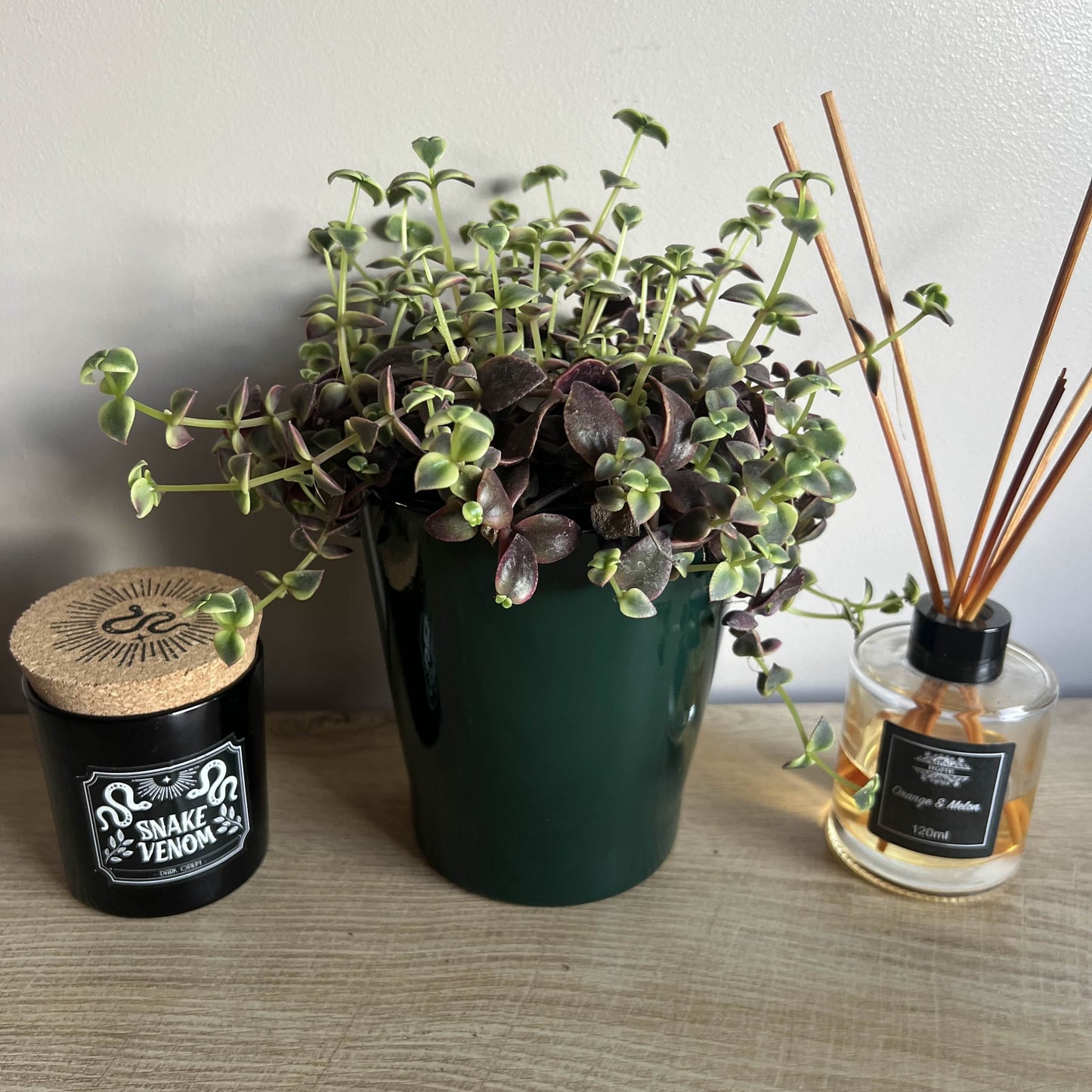 Ceramic Pot 14cm (Red or Gold)