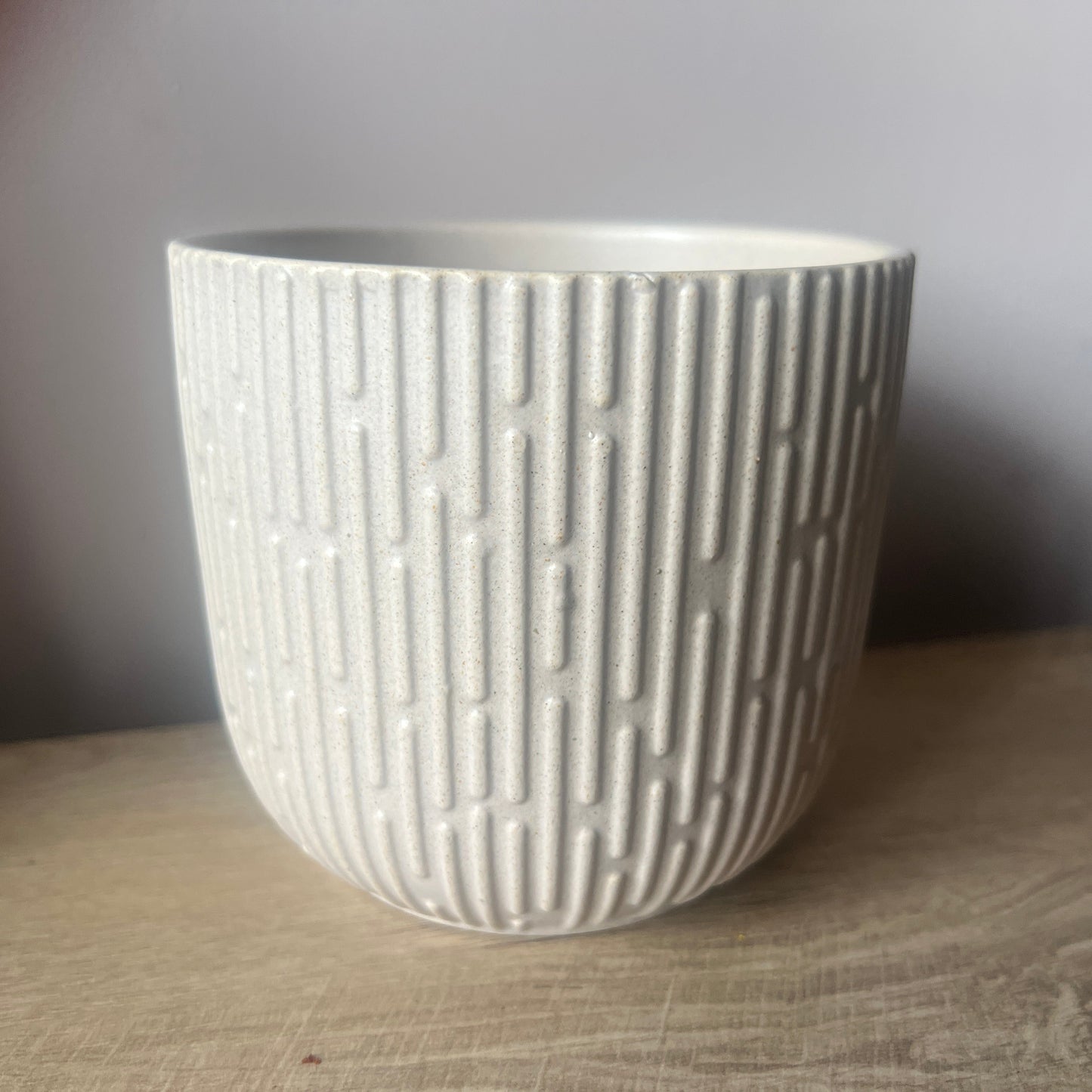 Cream Patterned Pot - 11cm inner