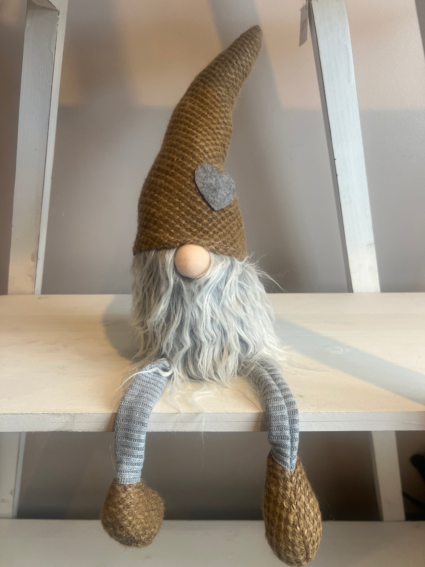 36cm Natural Fabric Gonks With Hearts (2 colours to choose from)