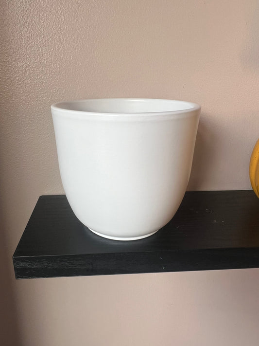 White ceramic glazed pot 8cm
