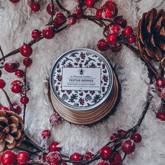 Festive Berries Scented Tin Candle, 100ml 🎅🏻
